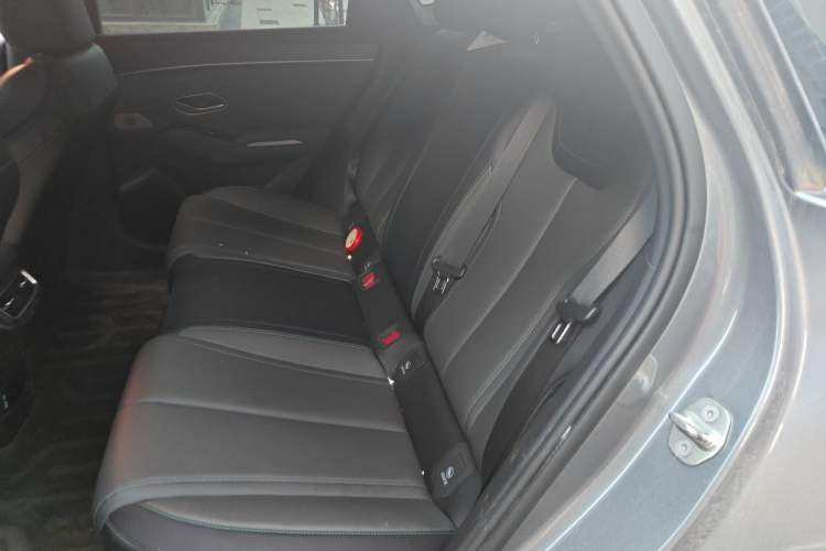 Used BYD Qin L 2024 DM-i 80KM Beyond Model Left Rear Seat