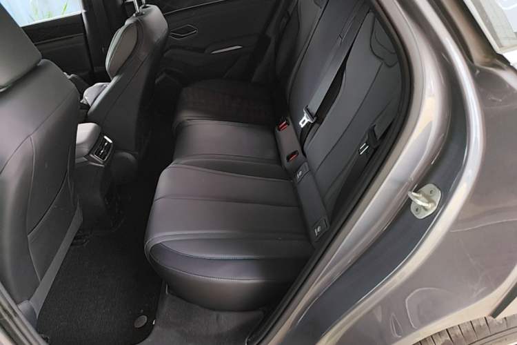 Used BYD Qin L 2024 DM-i 80KM Beyond Model Left Rear Seat