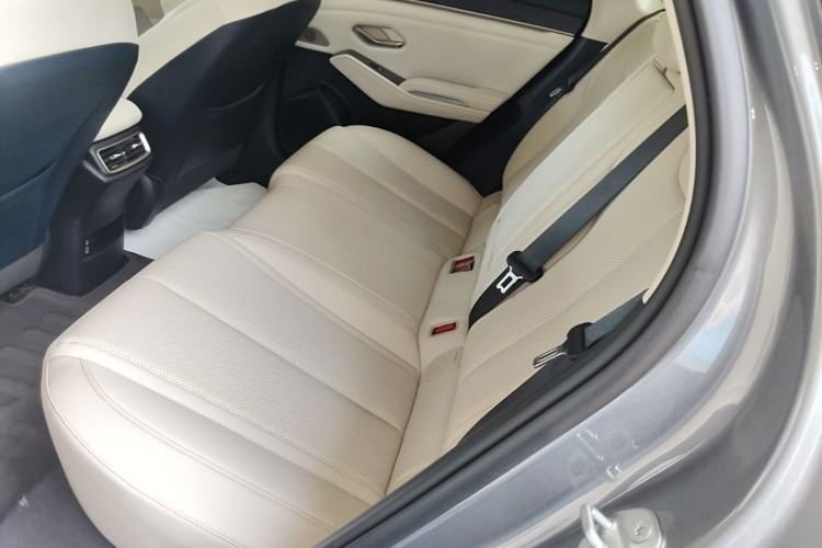 Used BYD Qin L 2024 DM-i 120KM Beyond Model Left Rear Seat
