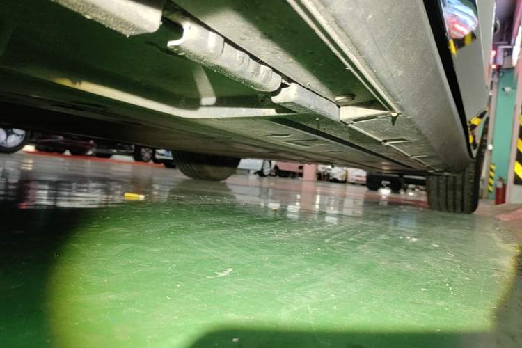 Used BYD Qin L 2024 DM-i 80KM Beyond Model Left Side Sill