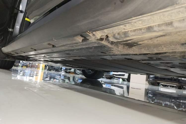 Used BYD Qin L 2024 DM-i 120KM Excellence Model Left Side Sill