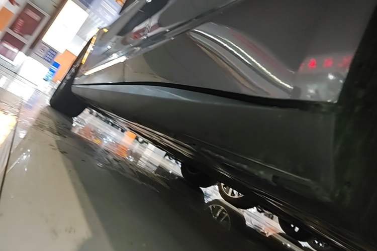 Used BYD Qin L 2024 DM-i 120KM Leading Model Left Side Sill