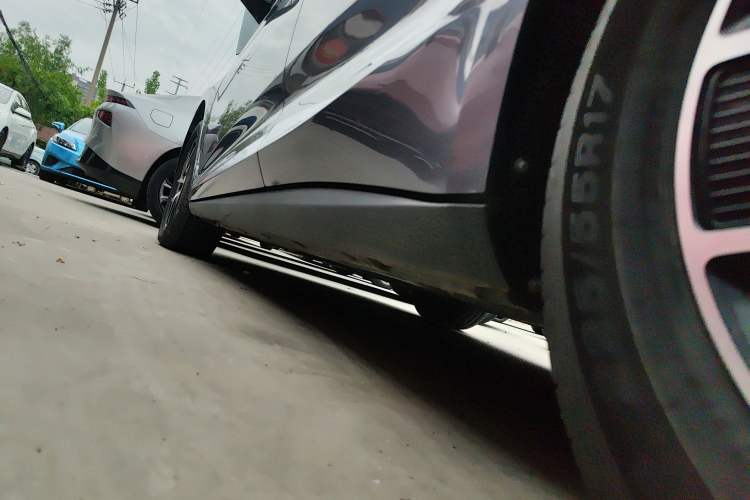 Used BYD Qin L 2024 DM-i 120KM Leading Model Left Side Sill