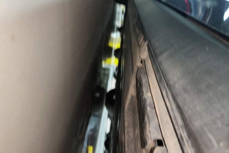 Used BYD Qin L 2024 DM-i 80KM Leading Model Left Side Sill