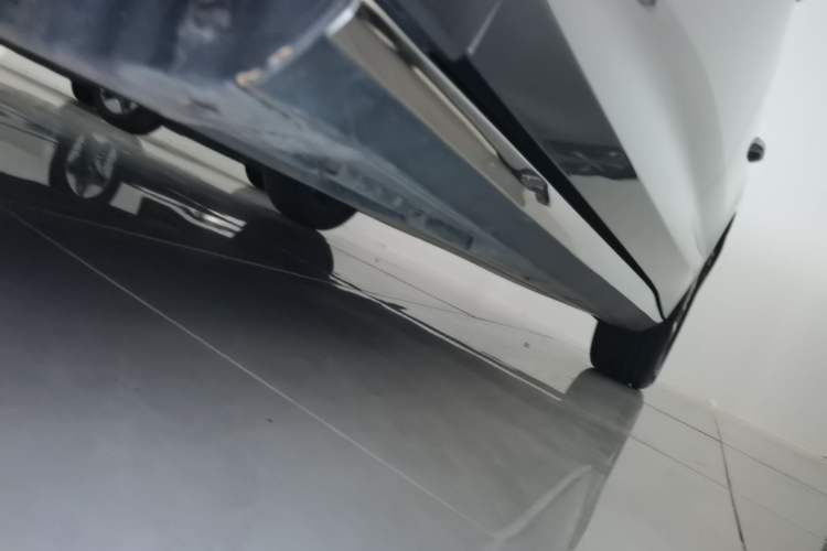 Used BYD Qin L 2024 DM-i 80KM Beyond Model Left Side Sill