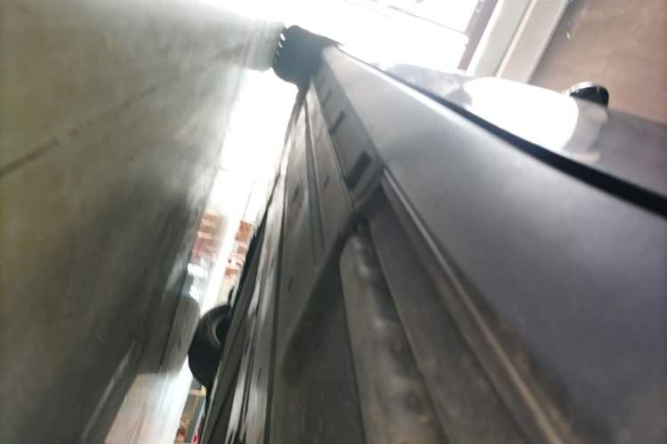 Used BYD Qin L 2024 DM-i 80KM Beyond Model Left Side Sill