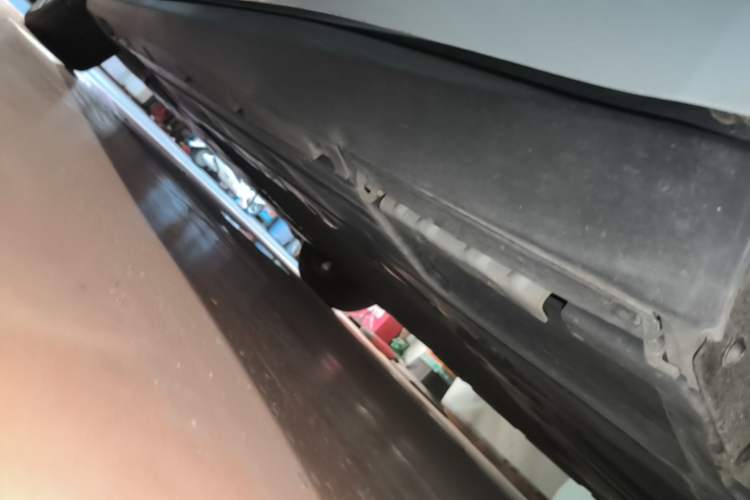 Used BYD Qin L 2024 DM-i 120KM Beyond Model Left Side Sill