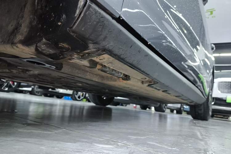 Used BYD Qin L 2024 DM-i 80KM Leading Model Left Side Sill