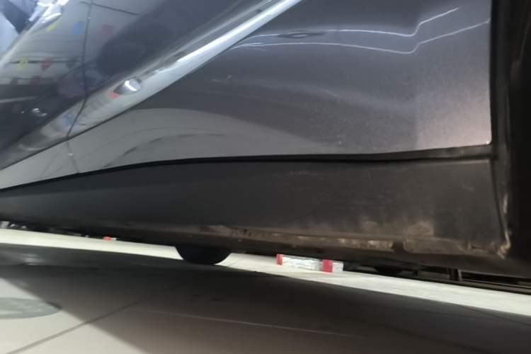 Used BYD Qin L 2024 DM-i 120KM Leading Model Left Side Sill
