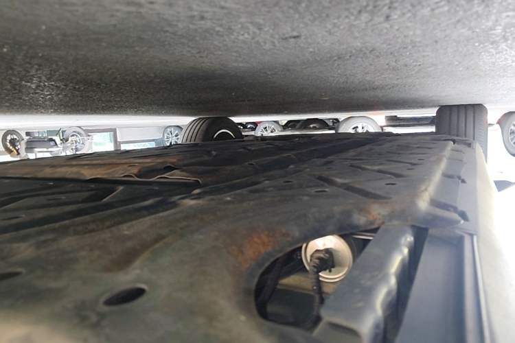 Used BYD Qin L 2024 DM-i 120KM Beyond Model Left Side Sill