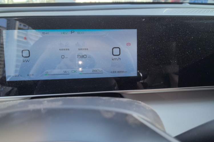 Used BYD Qin L 2024 DM-i 80KM Beyond Model Odometer Close Up