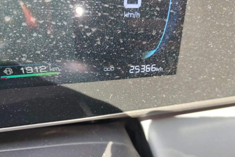 Used BYD Qin L 2024 DM-i 80KM Leading Model Odometer Close Up