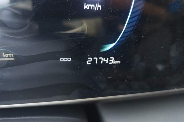 Used BYD Qin L 2024 DM-i 80KM Leading Model Odometer Close Up