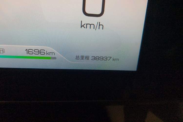 Used BYD Qin L 2024 DM-i 120KM Leading Model Odometer Close Up