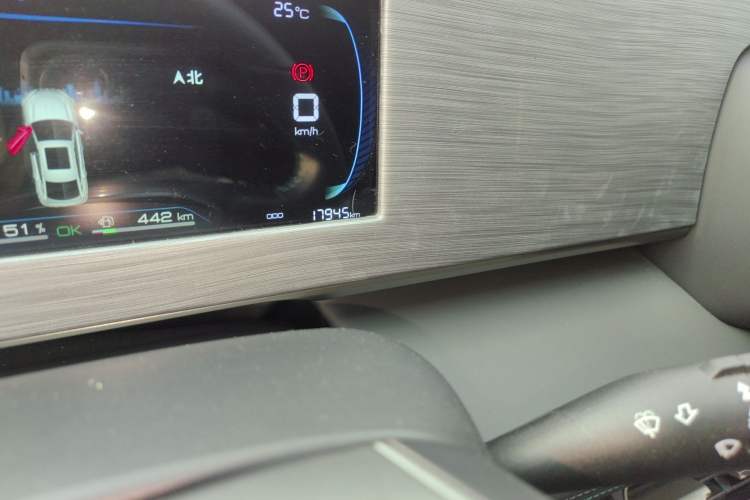 Used BYD Qin L 2024 DM-i 80KM Leading Model Odometer Close Up