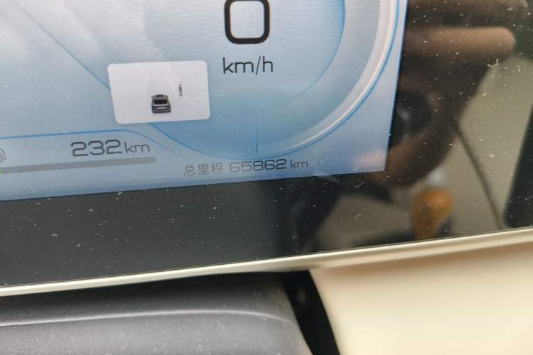 Used BYD Qin L 2024 DM-i 120KM Beyond Model Odometer Close Up