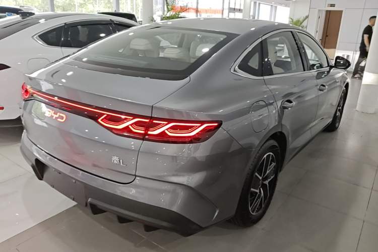 Used BYD Qin L 2024 DM-i 120KM Beyond Model Rear Right 45 Deg