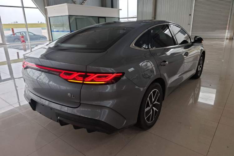Used BYD Qin L 2024 DM-i 120KM Beyond Model Rear Right 45 Deg
