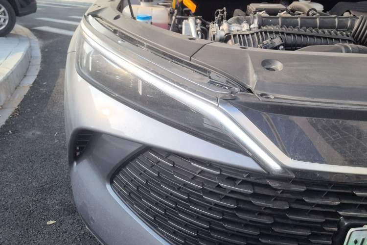 Used BYD Qin L 2024 DM-i 80KM Beyond Model Right Front Headlight