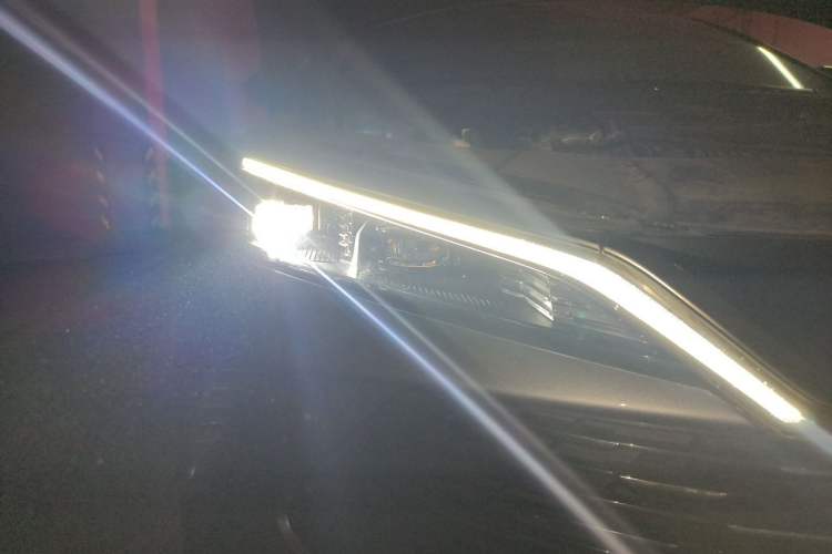 Used BYD Qin L 2024 DM-i 120KM Leading Model Right Front Headlight