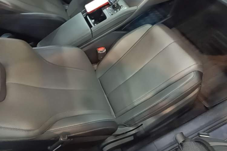 Used BYD Qin L 2024 DM-i 80KM Leading Model Right Front Seat