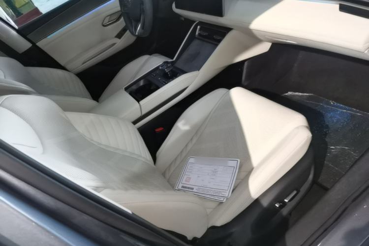 Used BYD Qin L 2024 DM-i 120KM Excellence Model Right Front Seat
