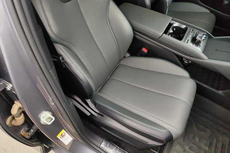 Used BYD Qin L 2024 DM-i 120KM Leading Model Right Front Seat