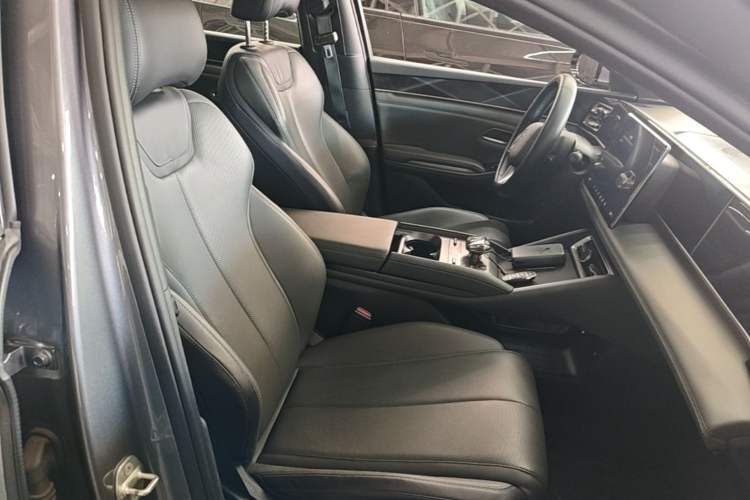 Used BYD Qin L 2024 DM-i 80KM Beyond Model Right Front Seat
