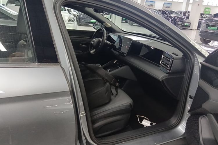 Used BYD Qin L 2024 DM-i 80KM Beyond Model Right Front Seat