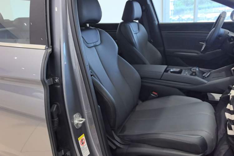 Used BYD Qin L 2024 DM-i 80KM Beyond Model Right Front Seat