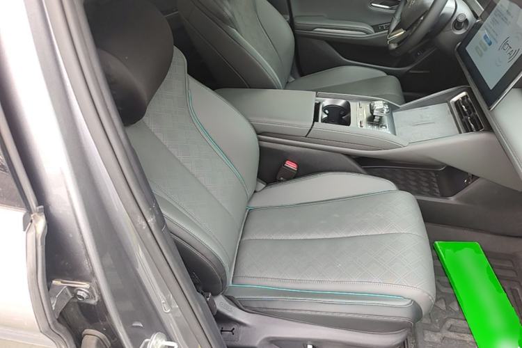 Used BYD Qin L 2024 DM-i 120KM Excellence Model Right Front Seat