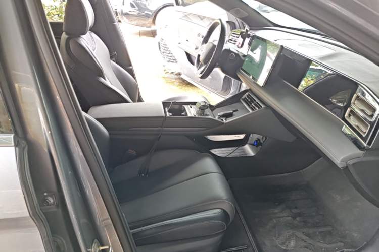 Used BYD Qin L 2024 DM-i 120KM Leading Model Right Front Seat