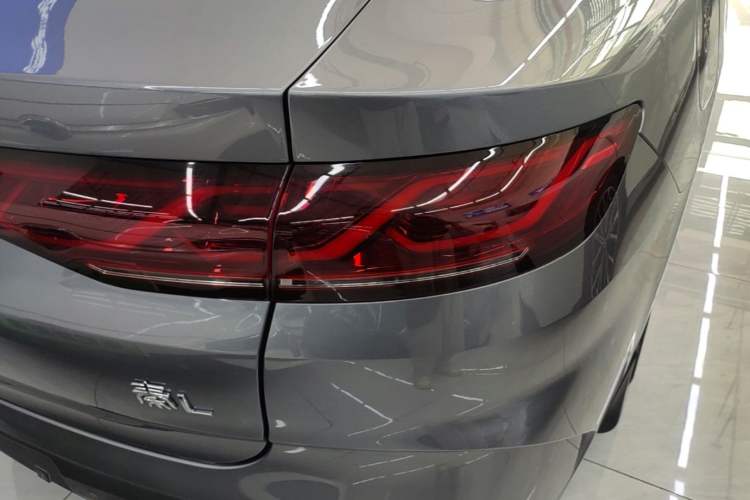 Used BYD Qin L 2024 DM-i 120KM Beyond Model Right Rear Taillight