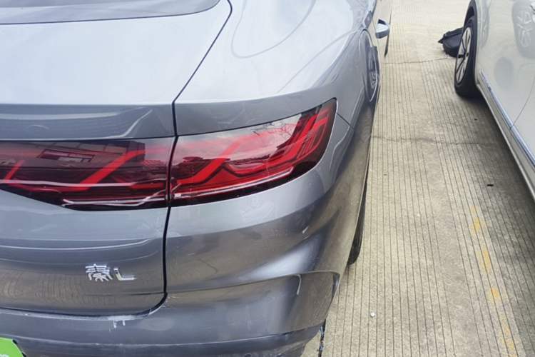 Used BYD Qin L 2024 DM-i 120KM Beyond Model Right Rear Taillight