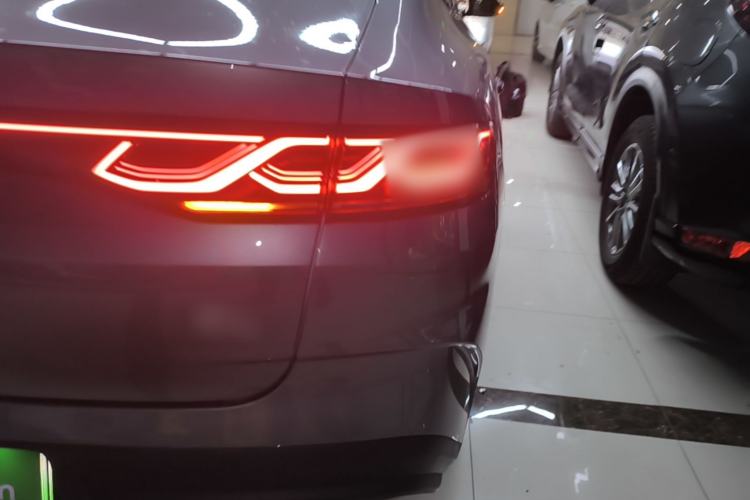 Used BYD Qin L 2024 DM-i 80KM Leading Model Right Rear Taillight