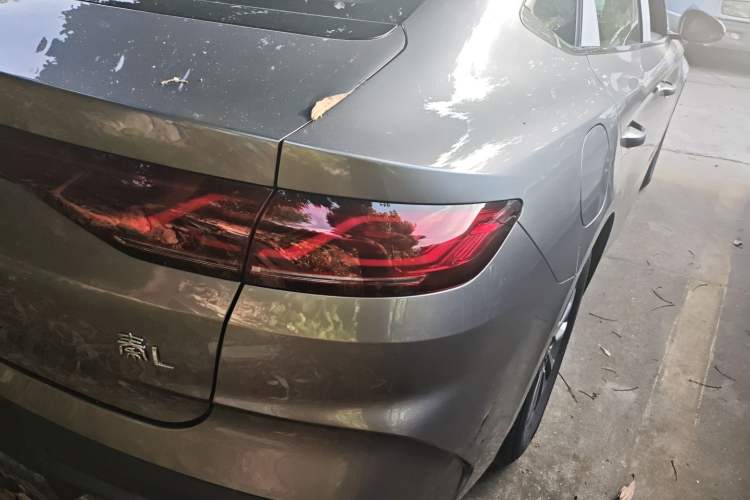Used BYD Qin L 2024 DM-i 80KM Leading Model Right Rear Taillight