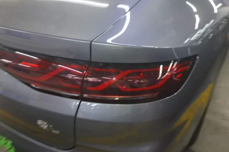 Used BYD Qin L 2024 DM-i 120KM Leading Model Right Rear Taillight