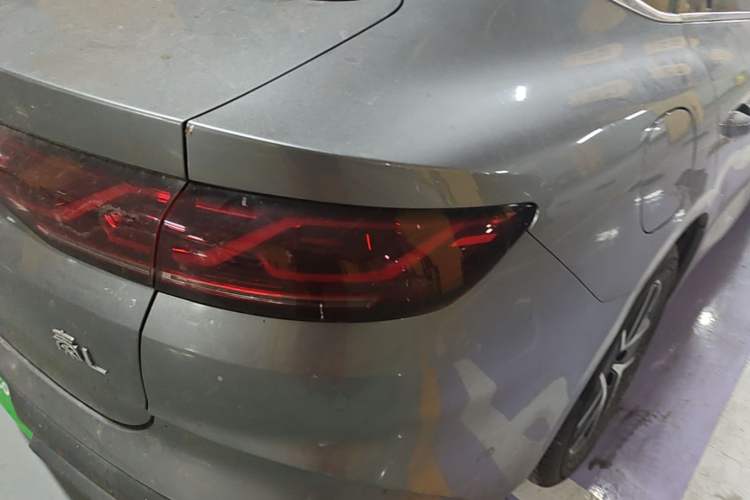 Used BYD Qin L 2024 DM-i 80KM Beyond Model Right Rear Taillight