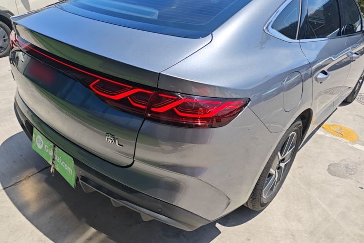 Used BYD Qin L 2024 DM-i 120KM Leading Model Right Rear Taillight