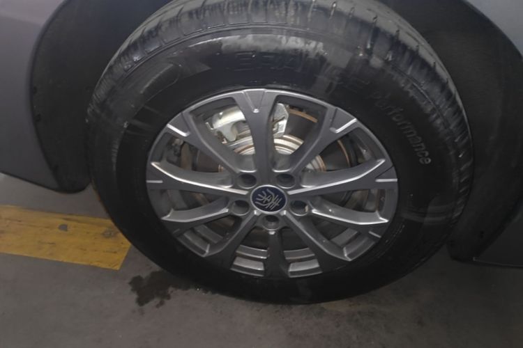 Used BYD Qin L 2024 DM-i 80KM Leading Model Right Rear Wheel Hub