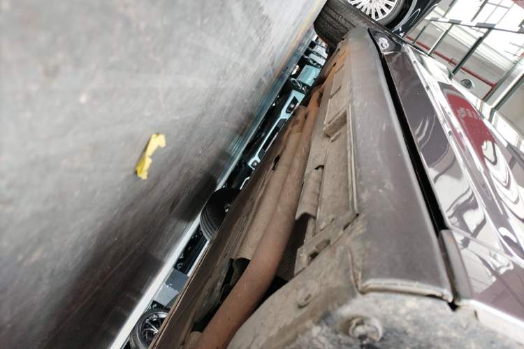 Used BYD Qin L 2024 DM-i 80KM Leading Model Right Side Sill