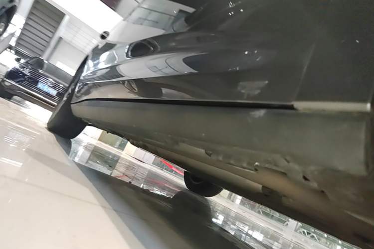 Used BYD Qin L 2024 DM-i 120KM Leading Model Right Side Sill