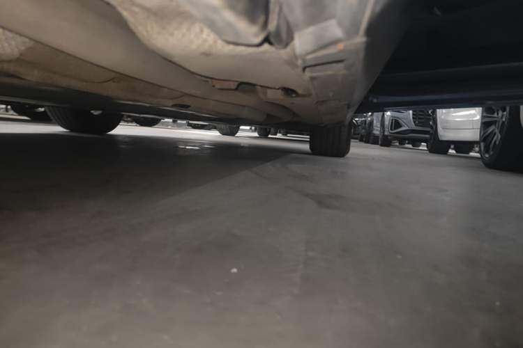 Used BYD Qin L 2024 DM-i 80KM Leading Model Right Side Sill