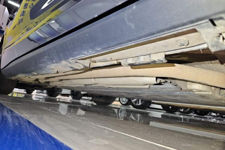 Used BYD Qin L 2024 DM-i 80KM Leading Model Right Side Sill