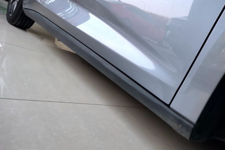 Used BYD Qin L 2024 DM-i 80KM Beyond Model Right Side Sill