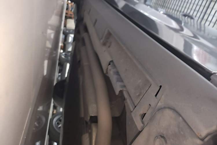 Used BYD Qin L 2024 DM-i 120KM Leading Model Right Side Sill