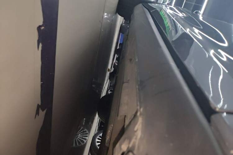 Used BYD Qin L 2024 DM-i 120KM Beyond Model Right Side Sill