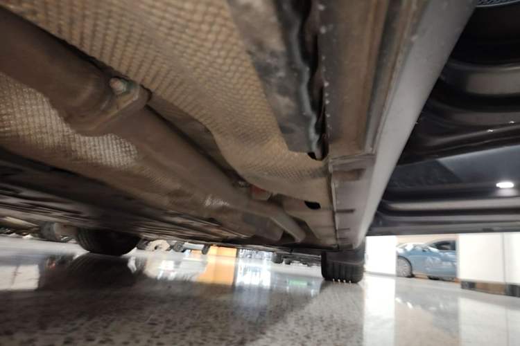 Used BYD Qin L 2024 DM-i 80KM Beyond Model Right Side Sill