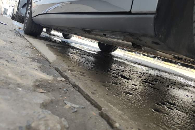 Used BYD Qin L 2024 DM-i 120KM Leading Model Right Side Sill