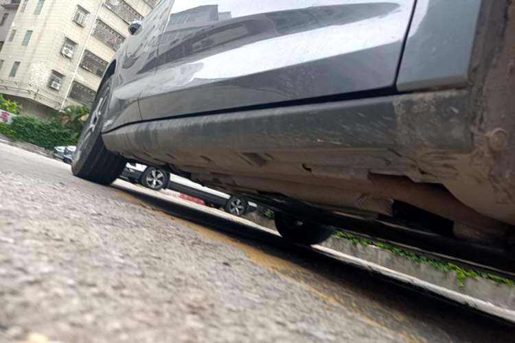 Used BYD Qin L 2024 DM-i 80KM Beyond Model Right Side Sill